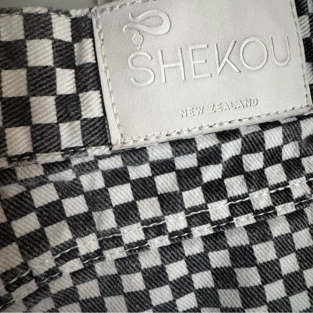 Shekou black and white checkered denim junior’s size XS - Picture 8 of 8